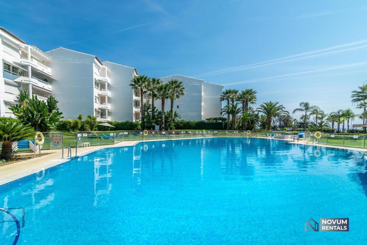 Puerto Banus Finest 2-Bdrm Apt - 50 Metres To Beach 马尔韦利亚 外观 照片