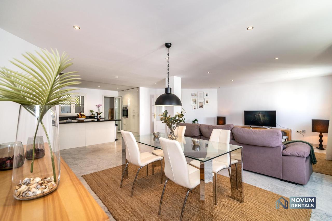 Puerto Banus Finest 2-Bdrm Apt - 50 Metres To Beach 马尔韦利亚 外观 照片