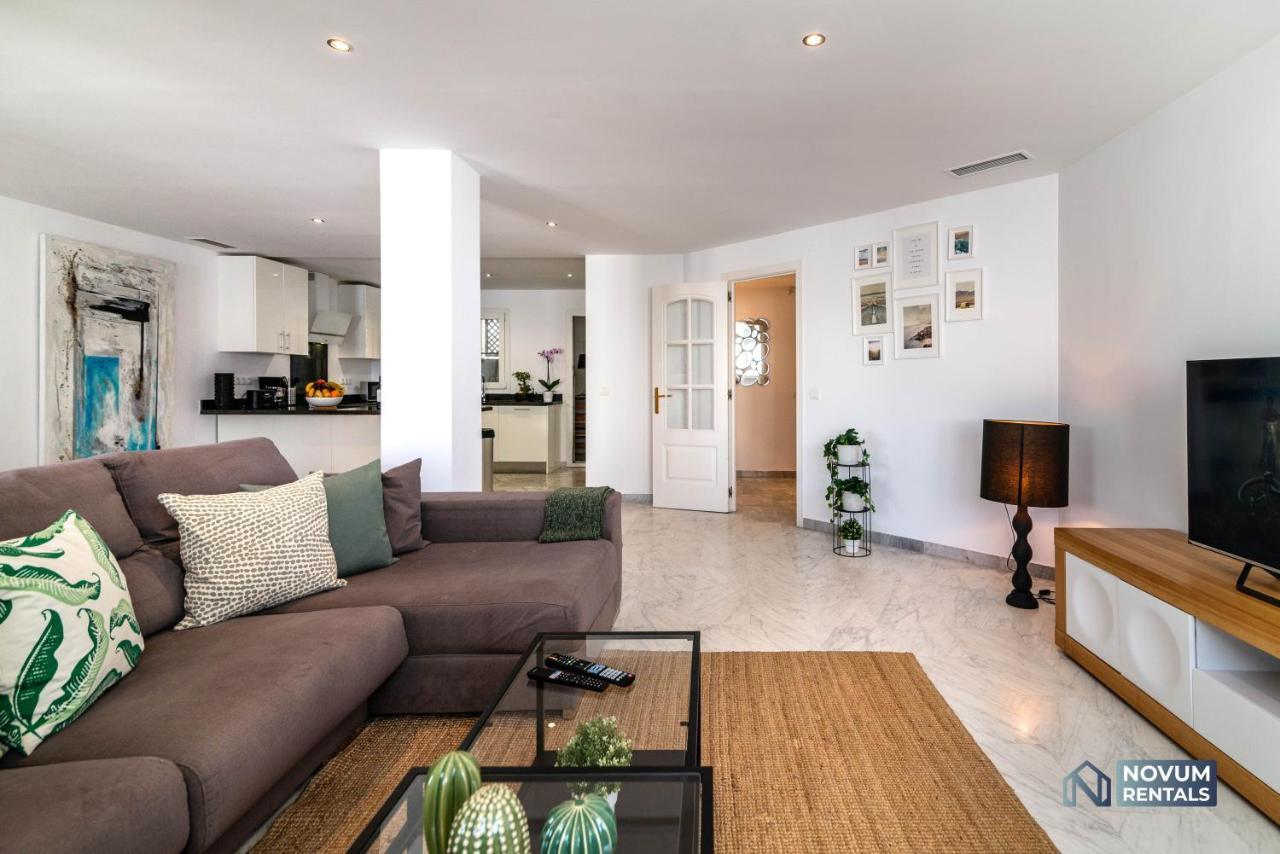 Puerto Banus Finest 2-Bdrm Apt - 50 Metres To Beach 马尔韦利亚 外观 照片