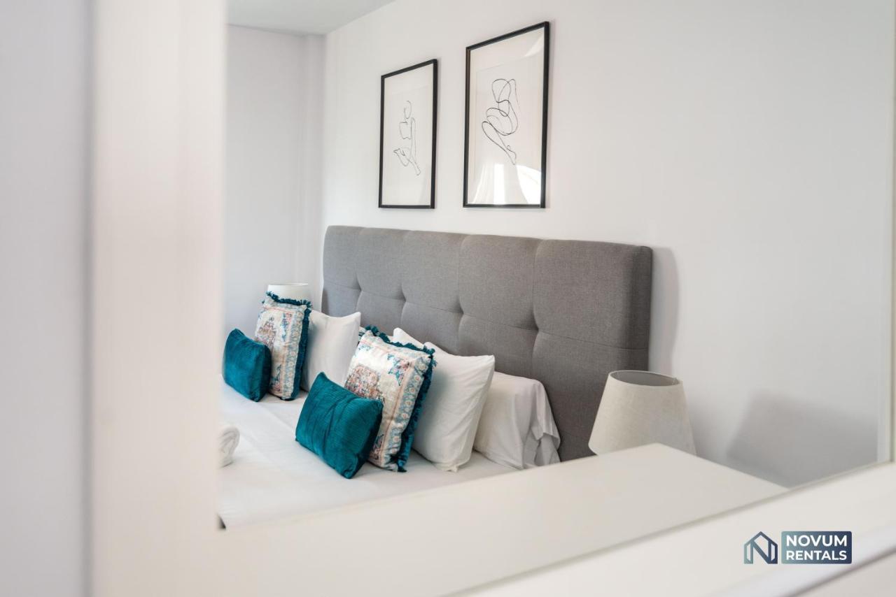 Puerto Banus Finest 2-Bdrm Apt - 50 Metres To Beach 马尔韦利亚 外观 照片