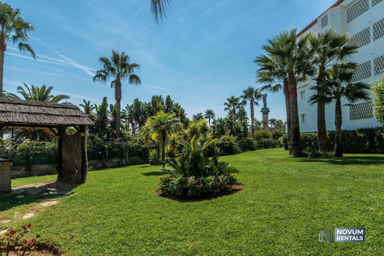 Puerto Banus Finest 2-Bdrm Apt - 50 Metres To Beach 马尔韦利亚 外观 照片