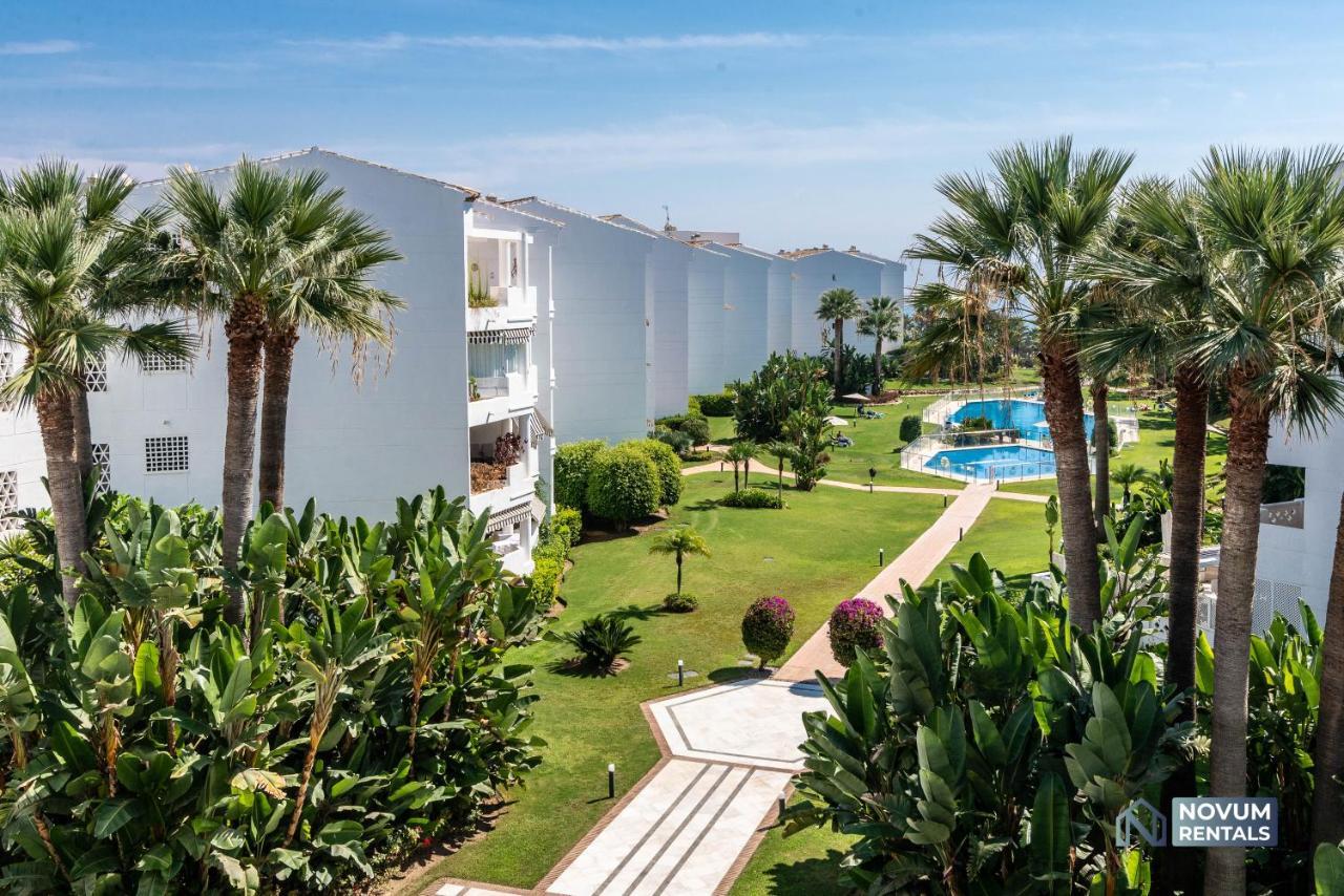 Puerto Banus Finest 2-Bdrm Apt - 50 Metres To Beach 马尔韦利亚 外观 照片