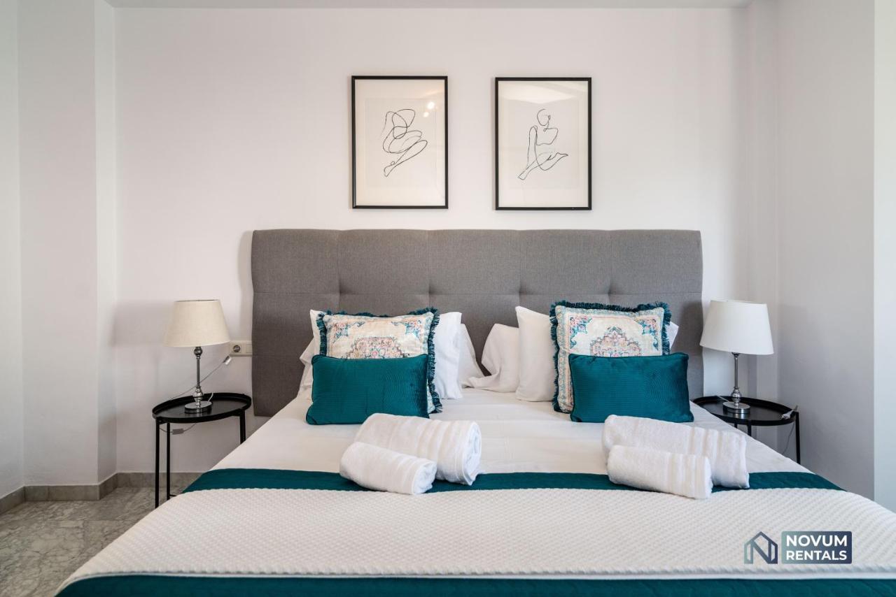 Puerto Banus Finest 2-Bdrm Apt - 50 Metres To Beach 马尔韦利亚 外观 照片